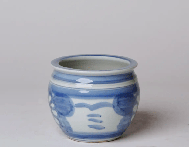 B&W Hand Painted Floral Pot Small - LaFayes