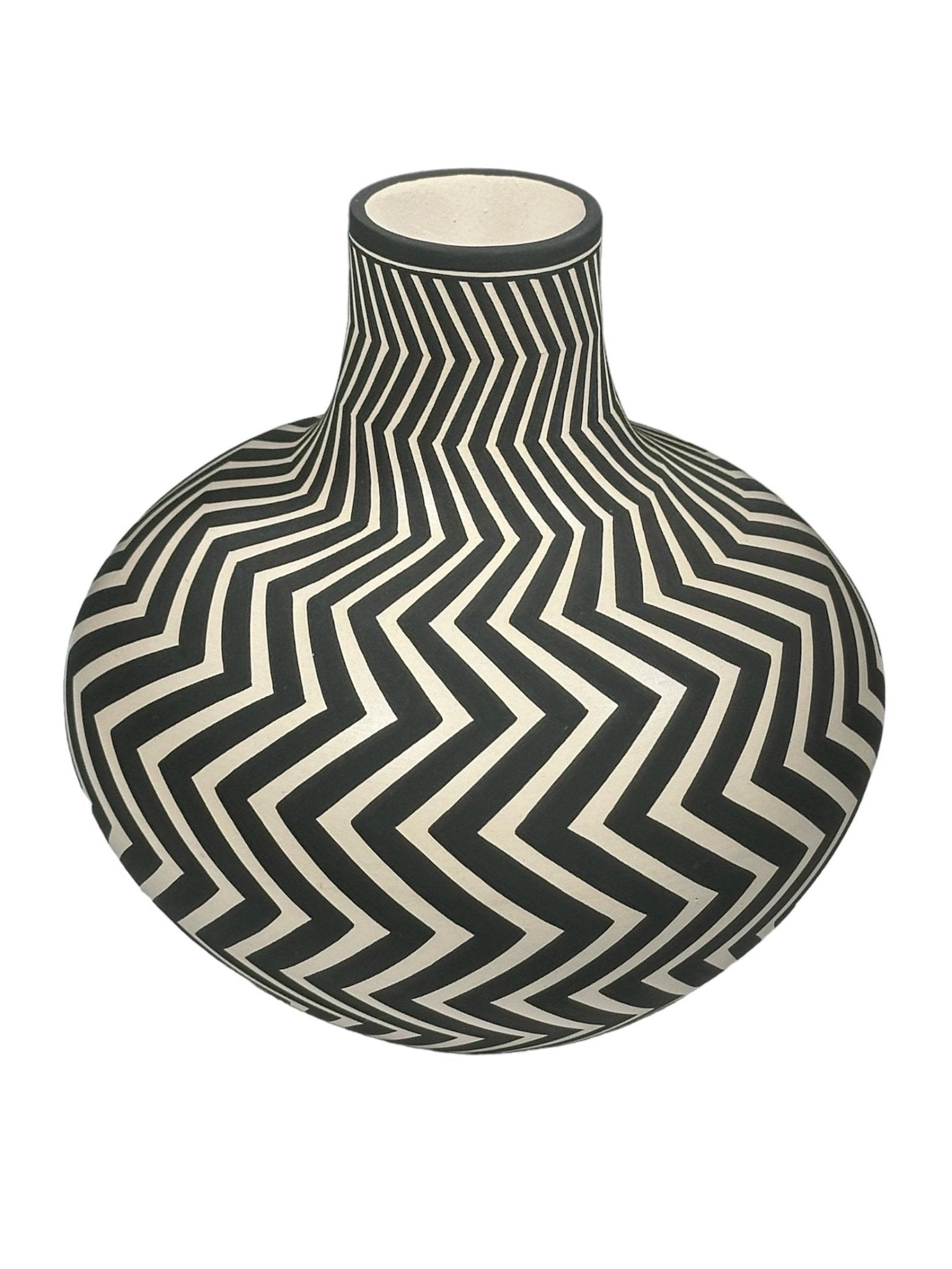 Paula Estevan - Acoma - Black/White Seed Pot - The Art of Broken Pieces