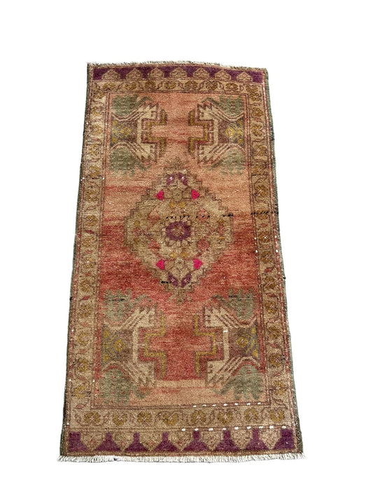 Vintage Turkish Mini Rug - The Art of Broken Pieces